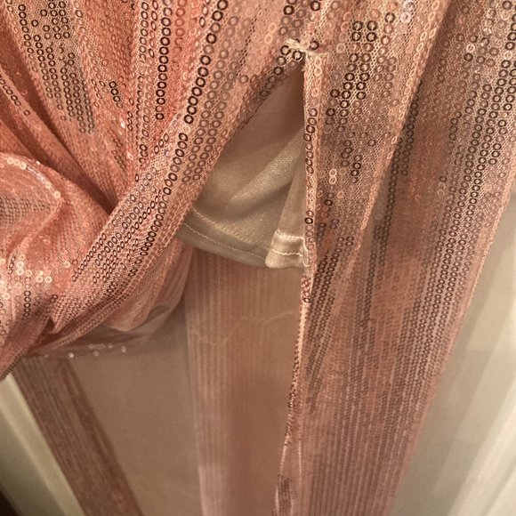 Dress - Picture 4 of 4